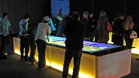 huge-large-scale-touchscreen-table-02-live-04.jpg