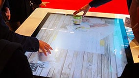 uhd-multitouch-table-nec-3m-object-recognition-live-03.jpg